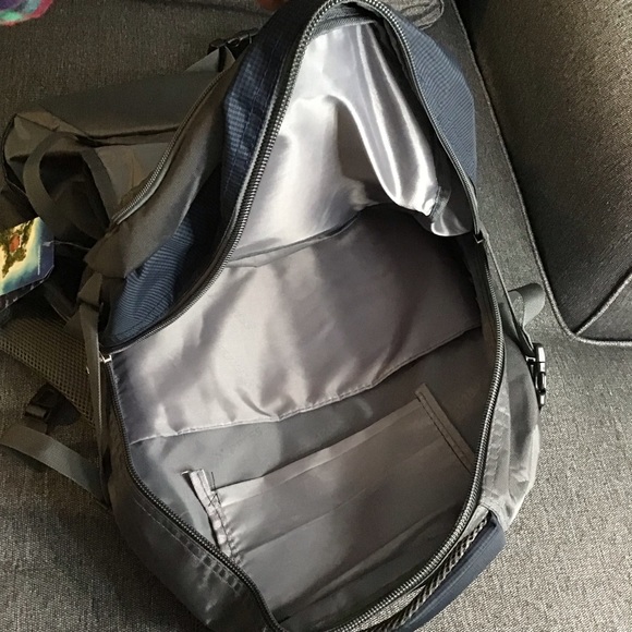 New York XPress Camping/Hiking Daypacks 8013 Navy NWT